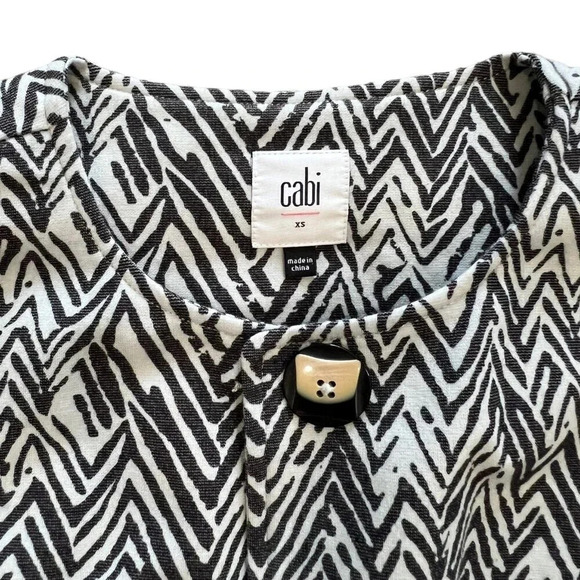 Cabi Black White Chevron 3/4 Sleeve Ponte Jacket XS - Picture 3 of 4